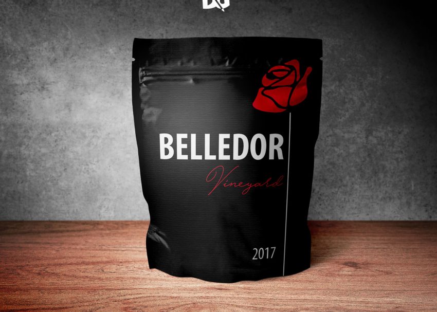 Free PSD Mockups 5 Label Pouch Mock-ups