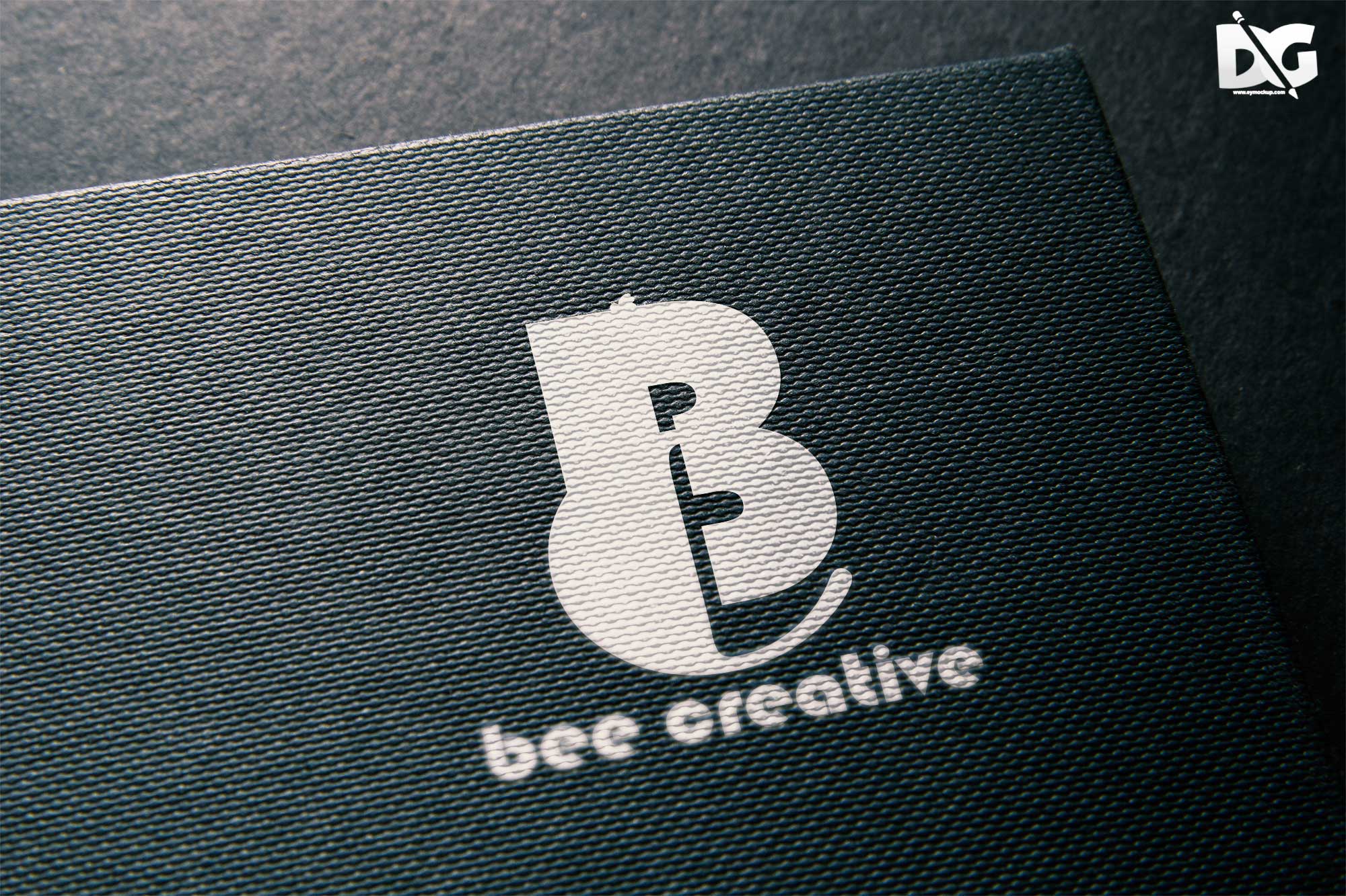 Clothes Logo Mock-up.