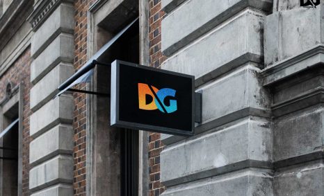 Hanging Logo Mock-ups