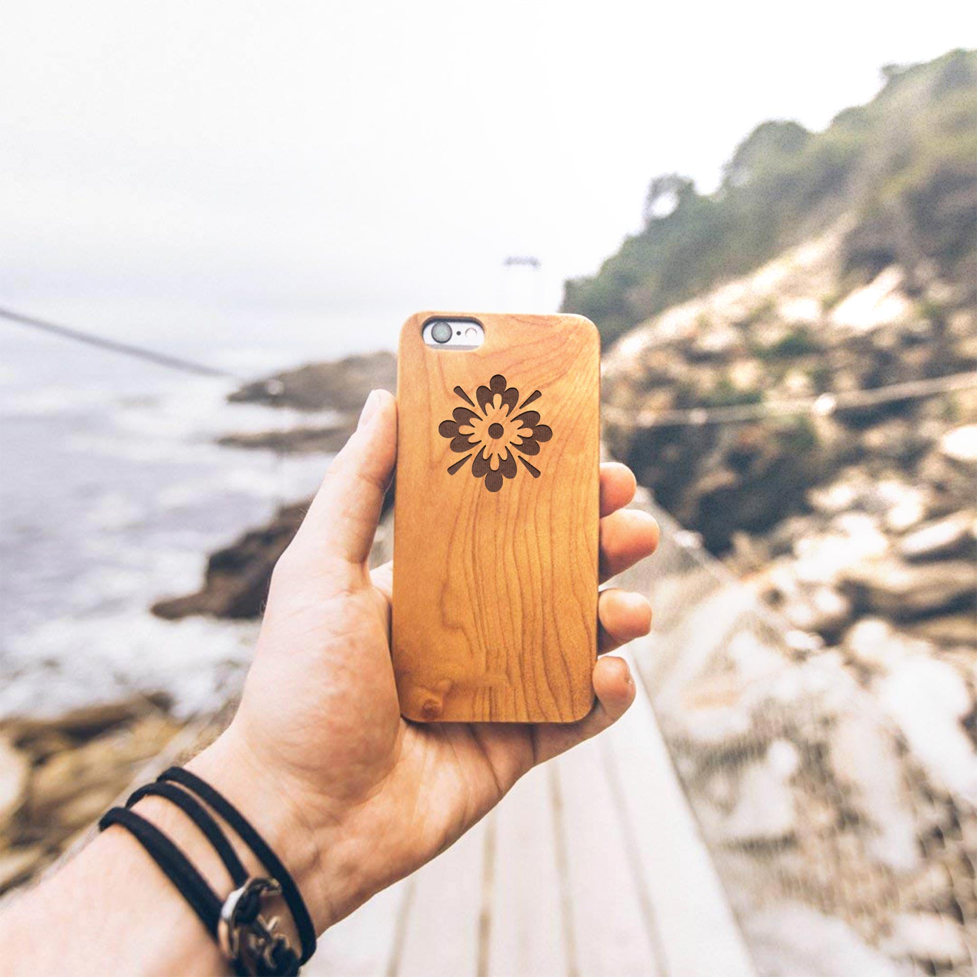 Downloadable Mobile Back Cover Mockup 7 Mobile Back Cover Logo Mockup (2)