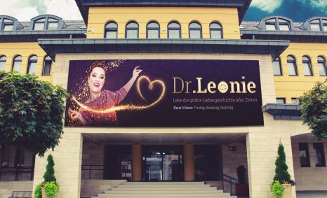 Big Shopping Mall Banner Mockup