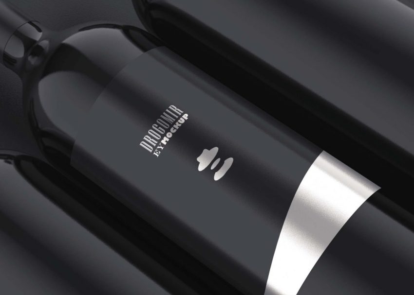 Black Zoom Wine Label Mockup