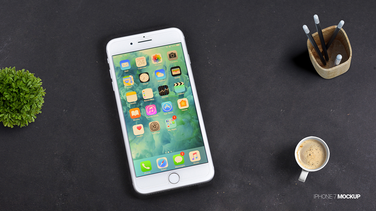 Free Latest iphone PSD Mockup